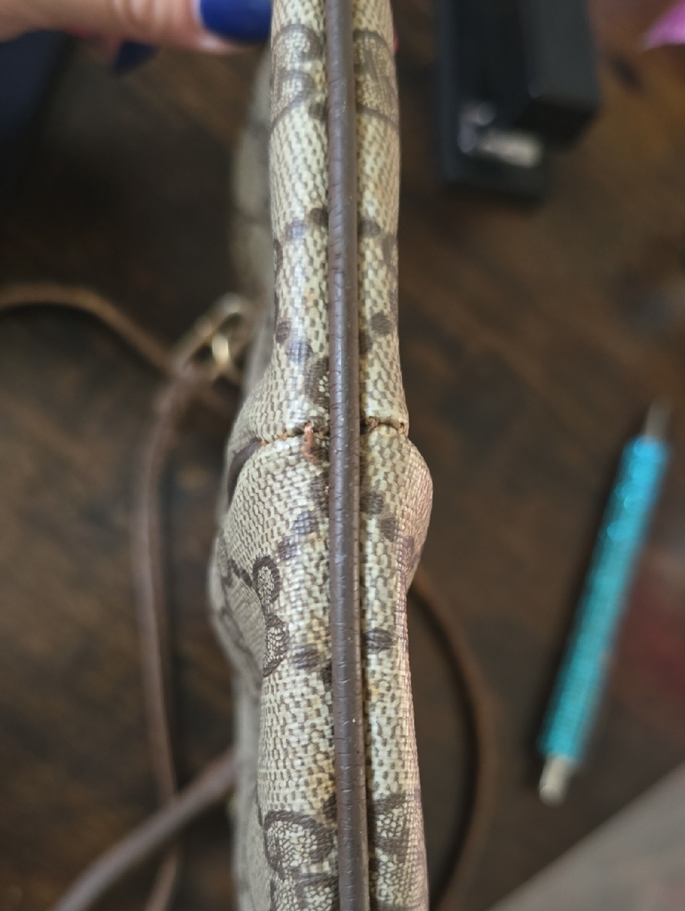 VINTAGE Gucci GG Supreme Web Sherry Line bag - Picture 8 of 11